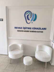 Beyaz İşitme Cihazları