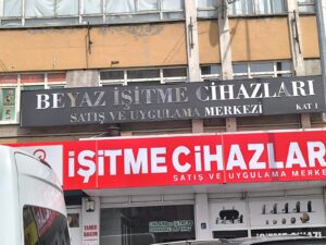 Beyaz İşitme Cihazları